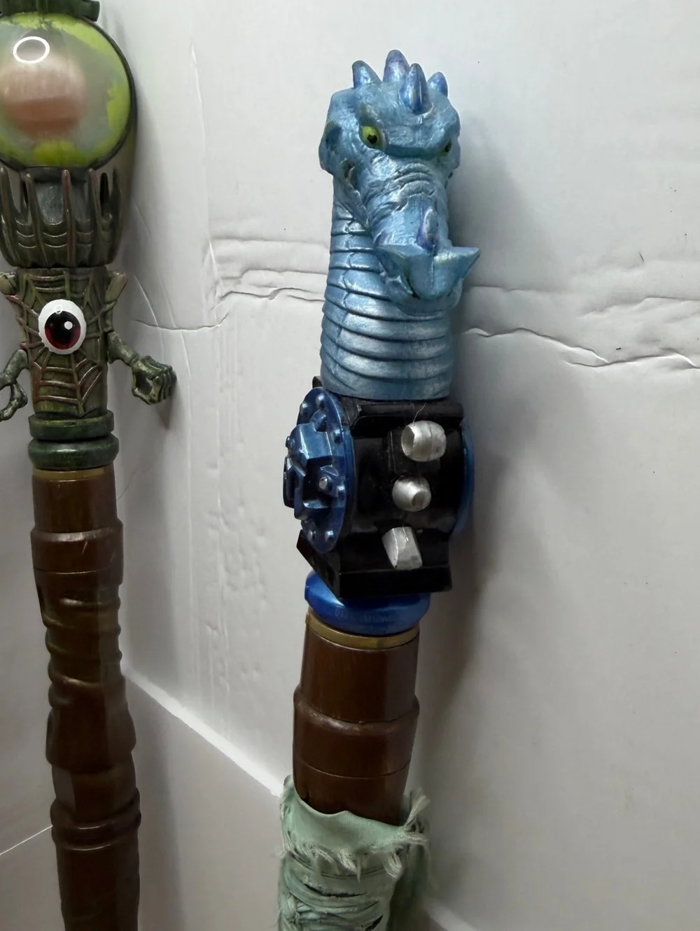 MagiQuest Wands x3 Red Blue Dragon Green Eye Toppers Great Wolf Lodge - Untested